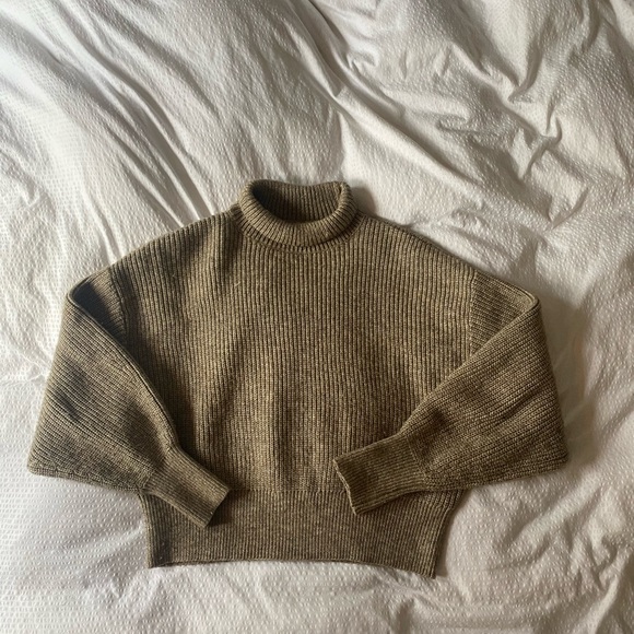 H&M Mock-neck Knit Sweater - Picture 1 of 3